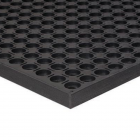 Rubber WorkStep Drainage Mat features a beveled edge for increased safety.