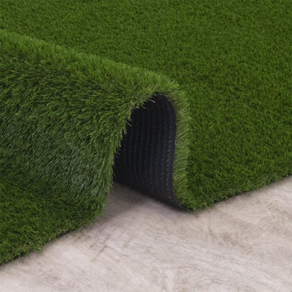 curled artificial grass mat