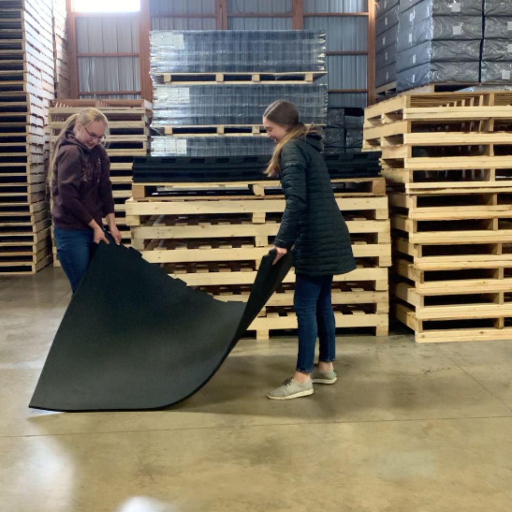 tips on moving horse stall mats