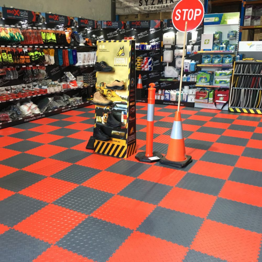 SupraTile 4.5 mm Diamond Pattern Colors retail install