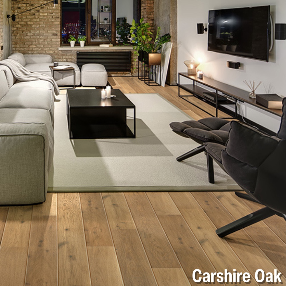 Castle Oak Engineered Hardwood Planks 31.3 Sq Ft per Carton Carhshire Oak TV Room