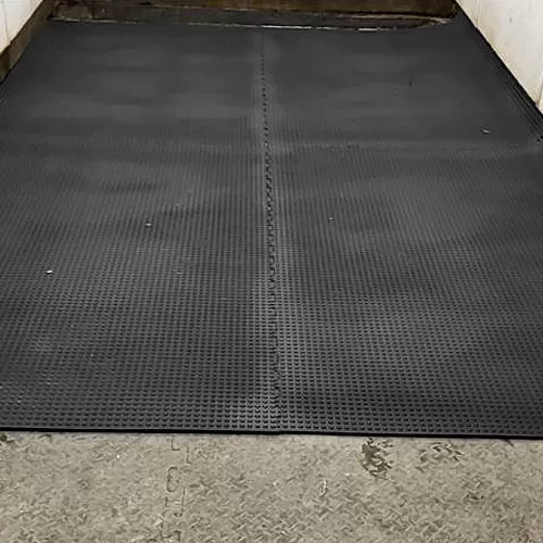 Button Top Stall Mats for Goat Barns