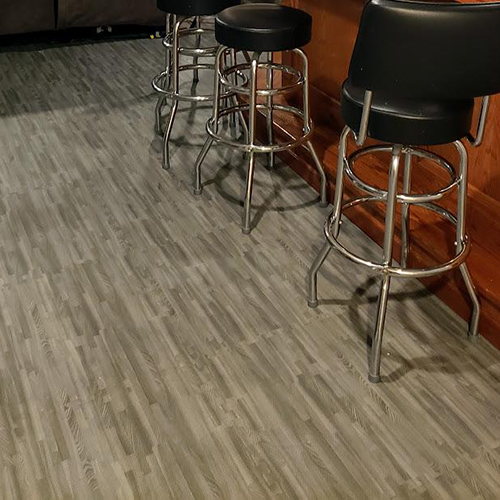 https://www.greatmats.com/images/interlocking-floor-tiles/wood-look-foam-reversible-gray-bar.jpg