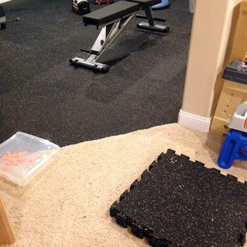 rubber tiles in home gym 
