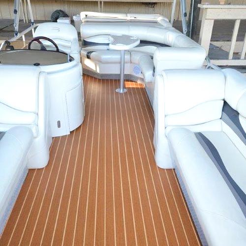 The Best Pontoon Boat Flooring Options