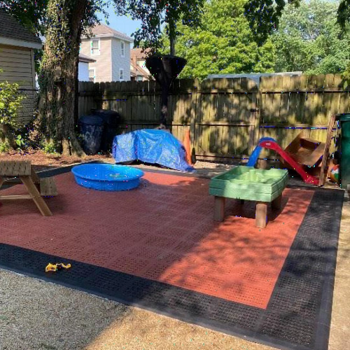 Bouncy store playground floor