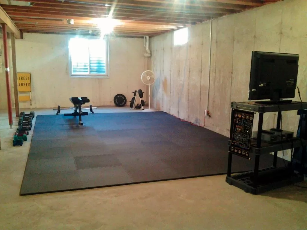 Best Basement Home Gym Flooring Options Over Concrete