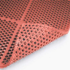 https://www.greatmats.com/thumbs/240x240/images/cactus-mats/honeycomb-medium-duty-red-mat.jpg