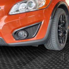 TurboTile Diamond Garage Floor Tile 5/8 Inch x 1x1 Ft.