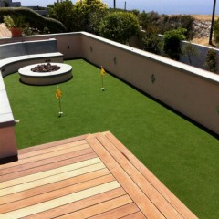 perfect putt turf installed on rooftop putting green on spanish style home