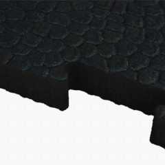 Horse Stall Mats 10x14 Ft Kit close up of interlocking edge